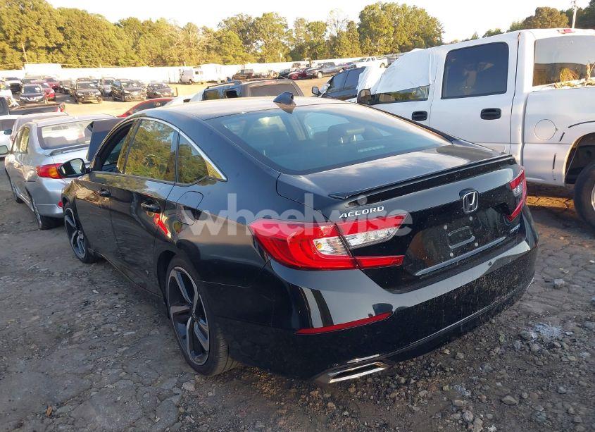Photo 3 of 2019 Honda Accord SPORT (VIN 1HGCV1F38KA128877)