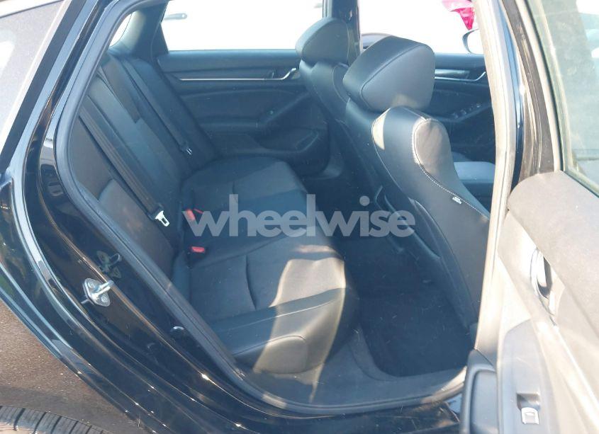 Photo 8 of 2019 Honda Accord SPORT (VIN 1HGCV1F38KA128877)