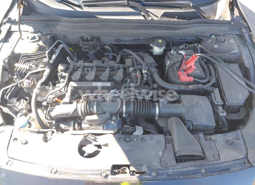 Photo 10 of 2019 Honda Accord SPORT (VIN 1HGCV1F38KA138048)