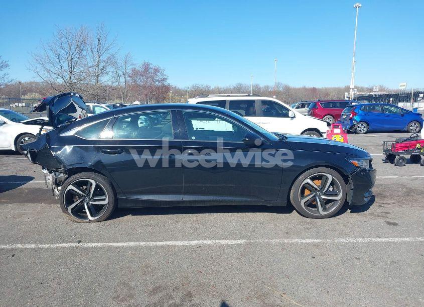 Photo 13 of 2019 Honda Accord SPORT (VIN 1HGCV1F38KA138048)