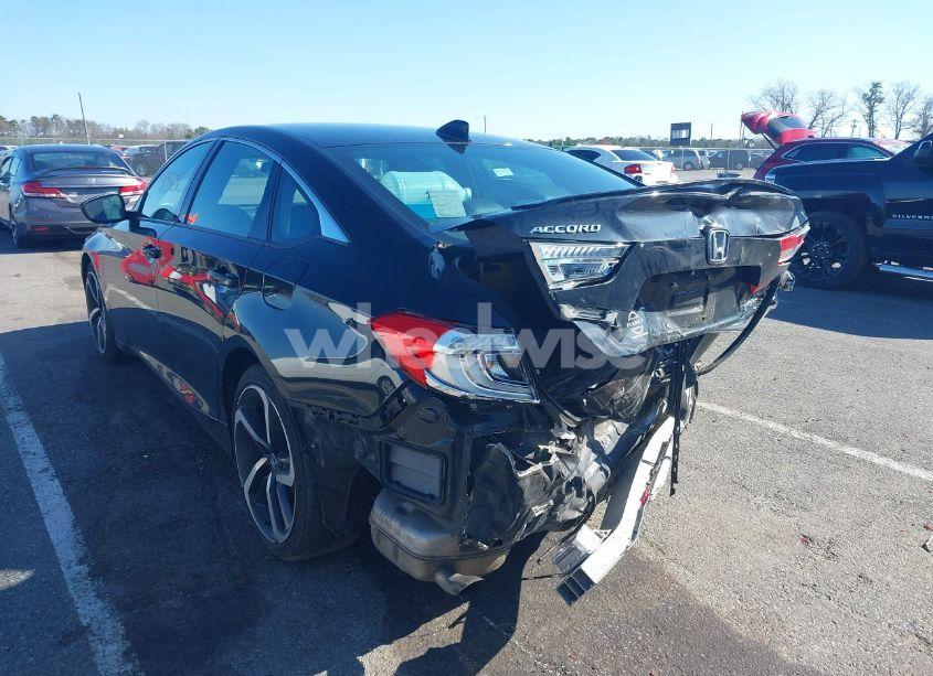 Photo 3 of 2019 Honda Accord SPORT (VIN 1HGCV1F38KA138048)