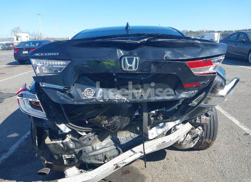 Photo 6 of 2019 Honda Accord SPORT (VIN 1HGCV1F38KA138048)