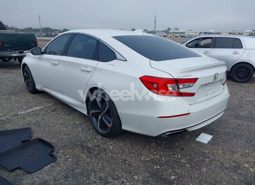 Photo 3 of 2020 Honda Accord SPORT (VIN 1HGCV1F38LA117766)