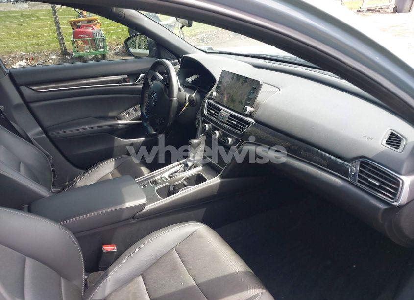 Photo 5 of 2021 Honda Accord SPORT (VIN 1HGCV1F38MA034274)