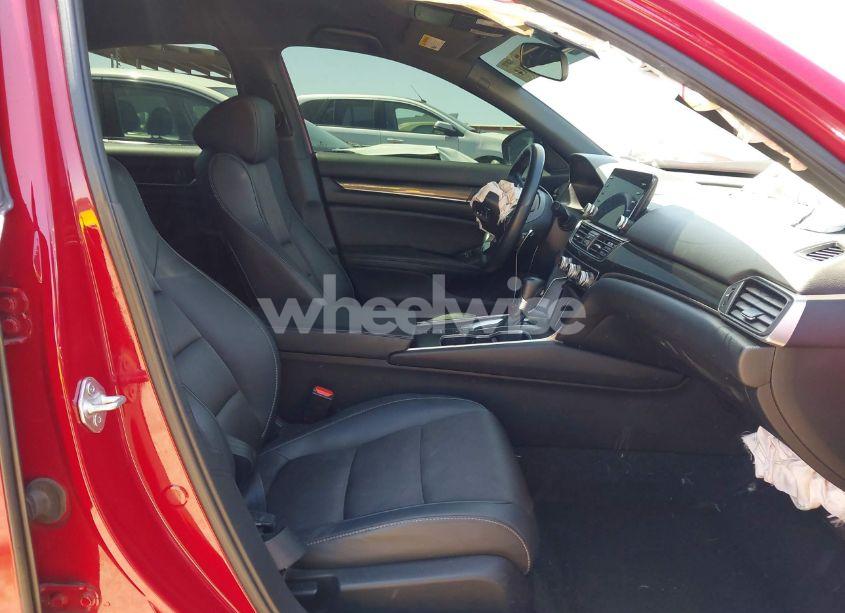 Photo 5 of 2021 Honda Accord SPORT (VIN 1HGCV1F38MA083572)