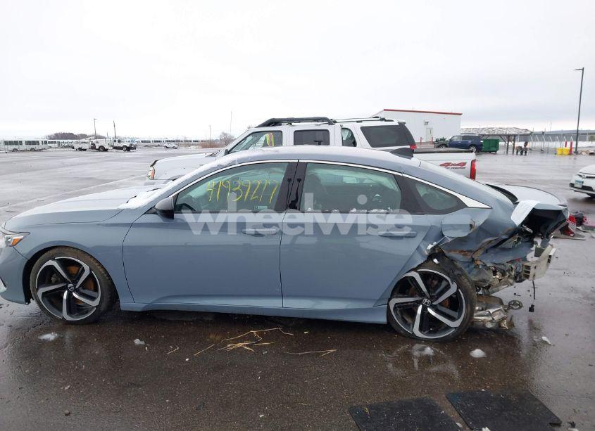 Photo 13 of 2022 Honda Accord SPORT (VIN 1HGCV1F38NA072444)