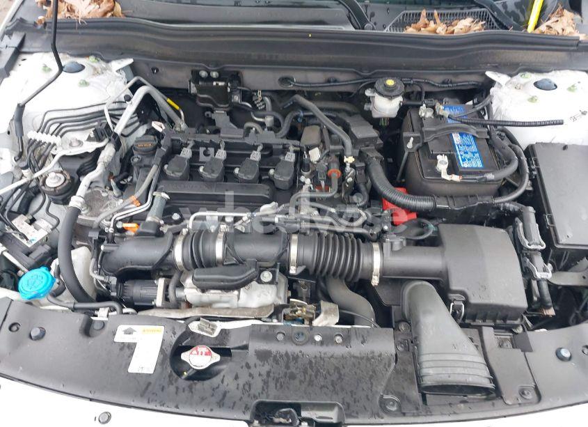 Photo 10 of 2022 Honda Accord SPORT (VIN 1HGCV1F38NA082987)