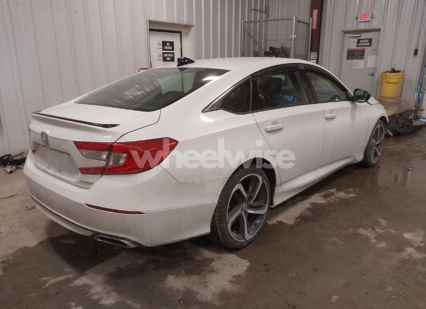Photo 4 of 2022 Honda Accord SPORT (VIN 1HGCV1F38NA101697)