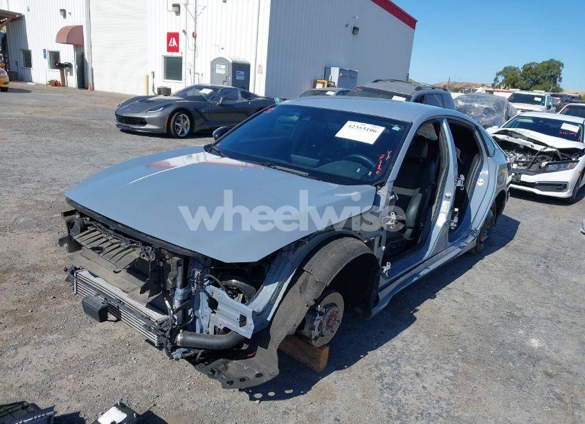 Photo 2 of 2022 Honda Accord SPORT (VIN 1HGCV1F38NA112781)