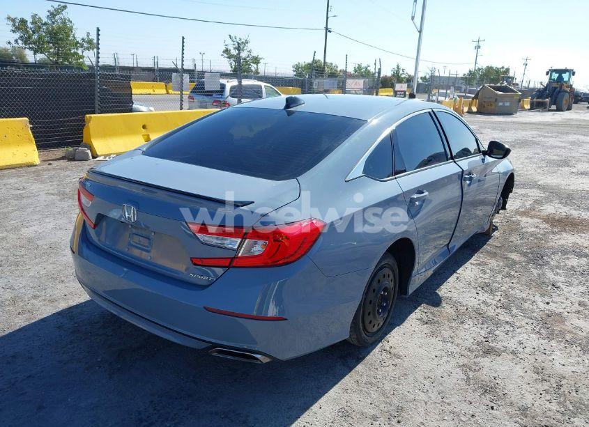 Photo 4 of 2022 Honda Accord SPORT (VIN 1HGCV1F38NA112781)