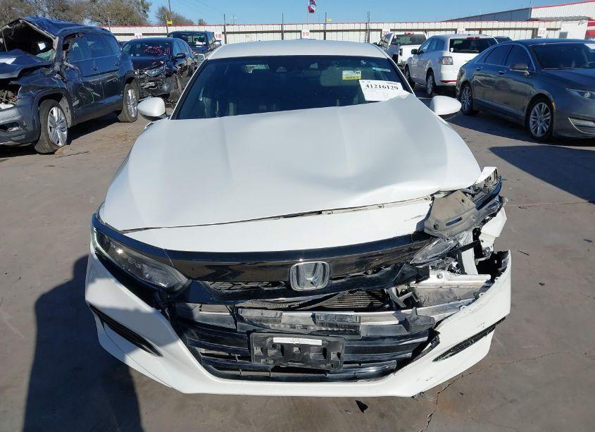 Photo 6 of 2018 Honda Accord SPORT (VIN 1HGCV1F39JA040886)