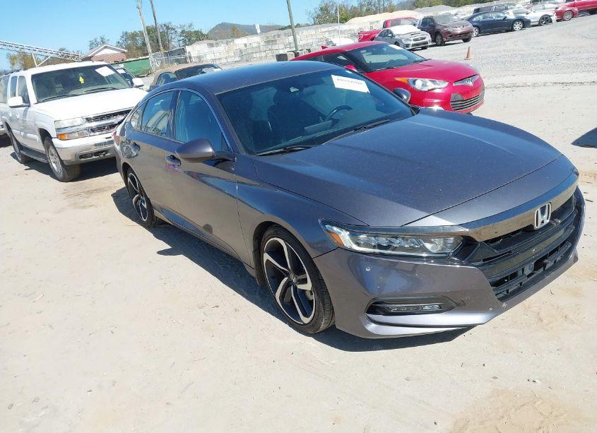2018 Honda Accord SPORT (VIN 1HGCV1F39JA052102) main photo