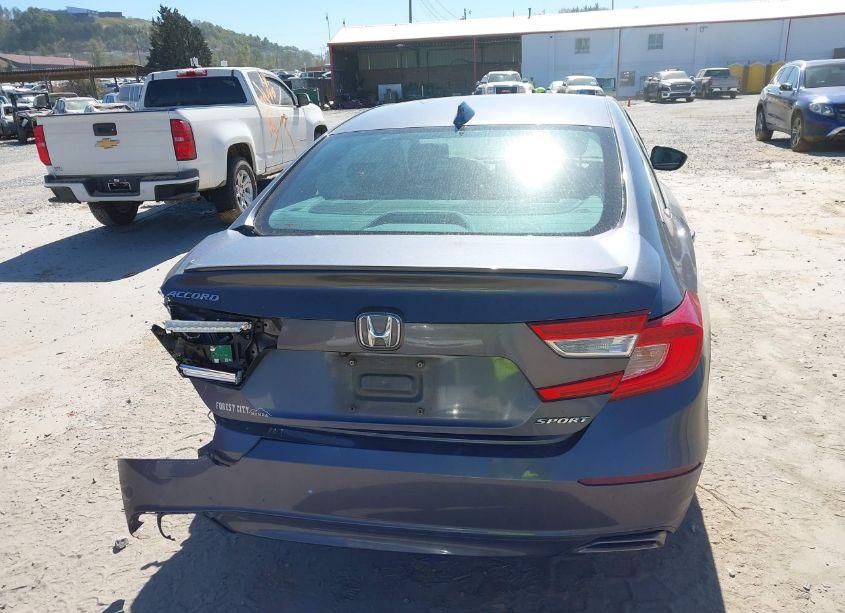 Photo 16 of 2018 Honda Accord SPORT (VIN 1HGCV1F39JA052102)