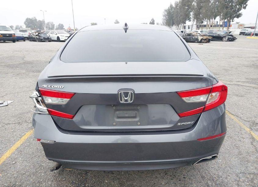 Photo 16 of 2018 Honda Accord SPORT (VIN 1HGCV1F39JA063634)
