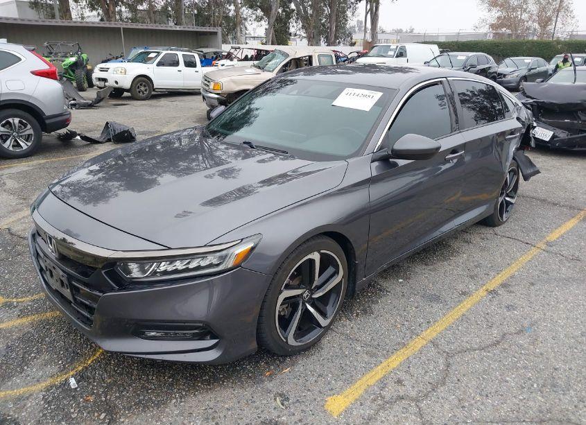 Photo 2 of 2018 Honda Accord SPORT (VIN 1HGCV1F39JA063634)