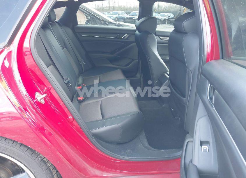 Photo 8 of 2018 Honda Accord SPORT (VIN 1HGCV1F39JA154516)