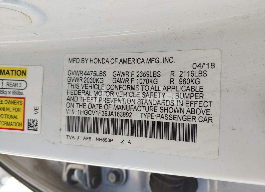 Photo 9 of 2018 Honda Accord SPORT (VIN 1HGCV1F39JA163992)