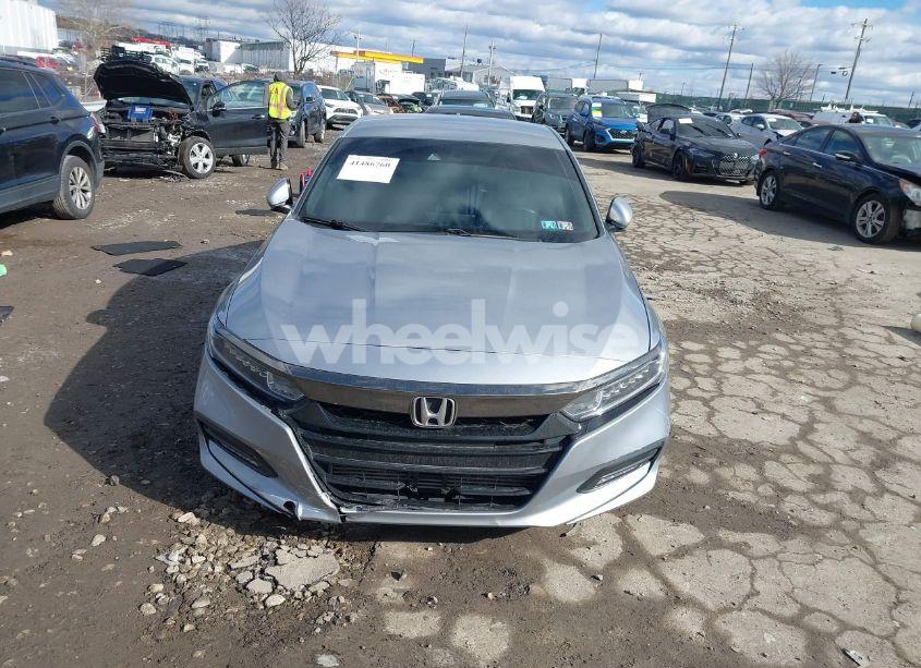 Photo 12 of 2018 Honda Accord SPORT (VIN 1HGCV1F39JA167427)