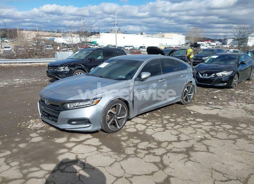 Photo 2 of 2018 Honda Accord SPORT (VIN 1HGCV1F39JA167427)