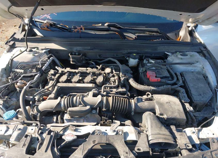 Photo 10 of 2018 Honda Accord SPORT (VIN 1HGCV1F39JA167895)