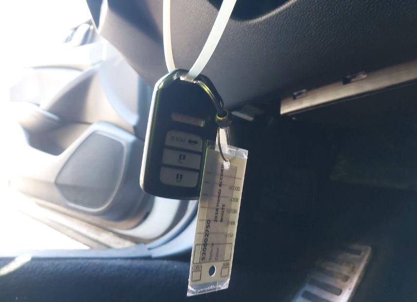 Photo 11 of 2018 Honda Accord SPORT (VIN 1HGCV1F39JA167895)