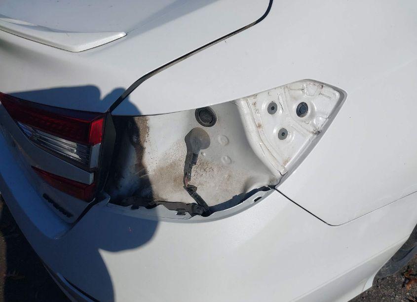 Photo 21 of 2018 Honda Accord SPORT (VIN 1HGCV1F39JA167895)