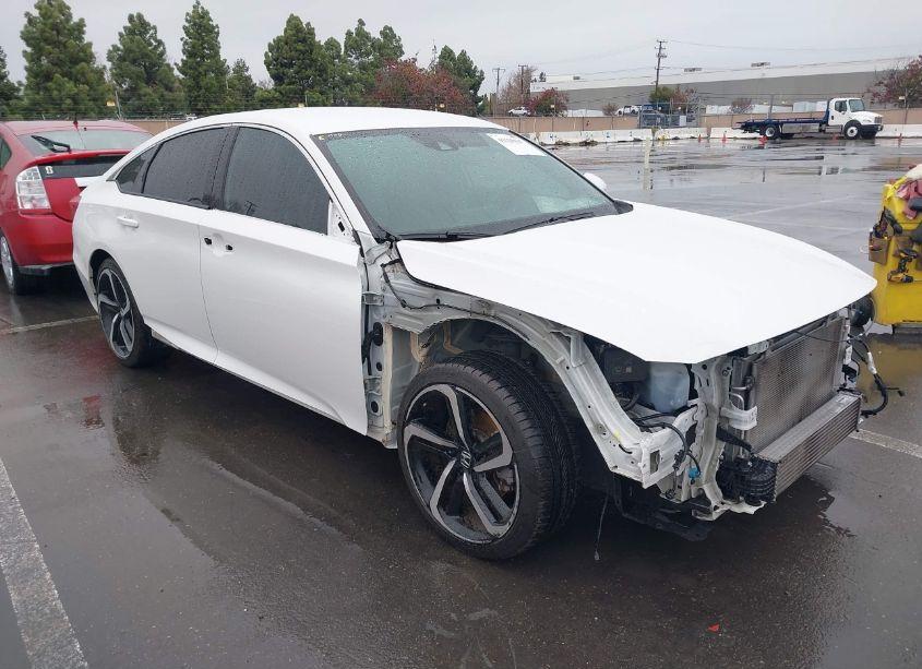 2018 Honda Accord SPORT (VIN 1HGCV1F39JA175415) main photo