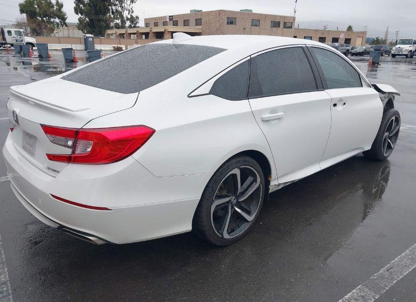 Photo 4 of 2018 Honda Accord SPORT (VIN 1HGCV1F39JA175415)