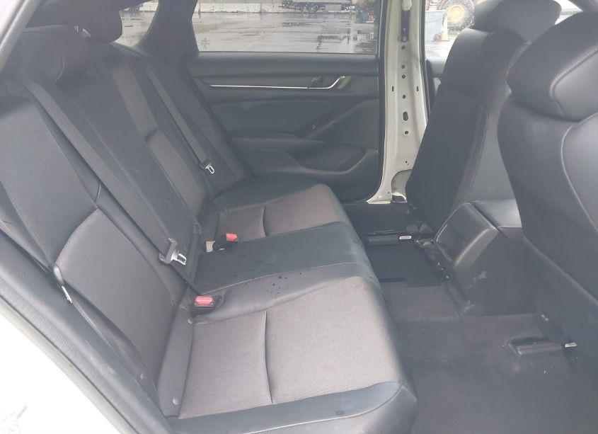 Photo 8 of 2018 Honda Accord SPORT (VIN 1HGCV1F39JA175415)