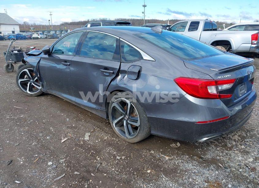 Photo 3 of 2018 Honda Accord SPORT (VIN 1HGCV1F39JA192702)