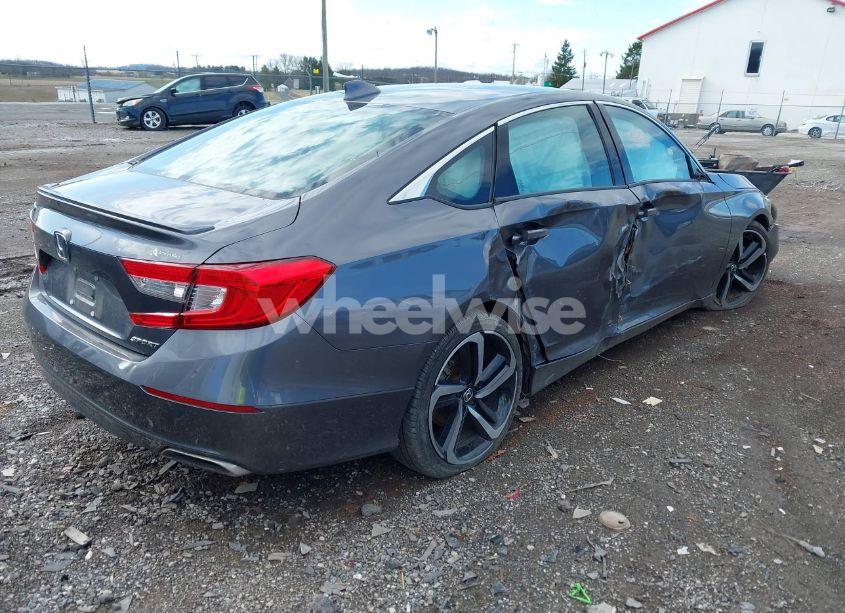 Photo 4 of 2018 Honda Accord SPORT (VIN 1HGCV1F39JA192702)