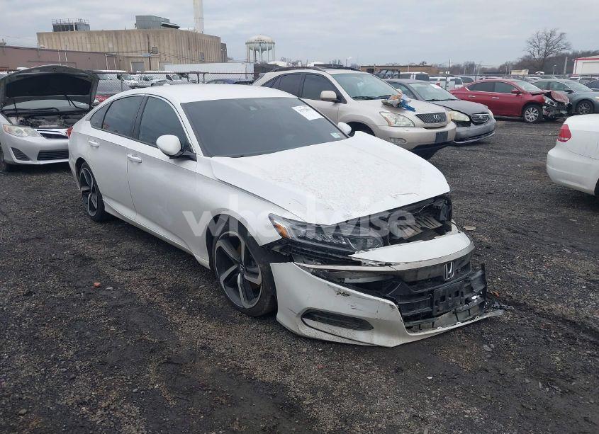 2018 Honda Accord SPORT (VIN 1HGCV1F39JA197415) main photo