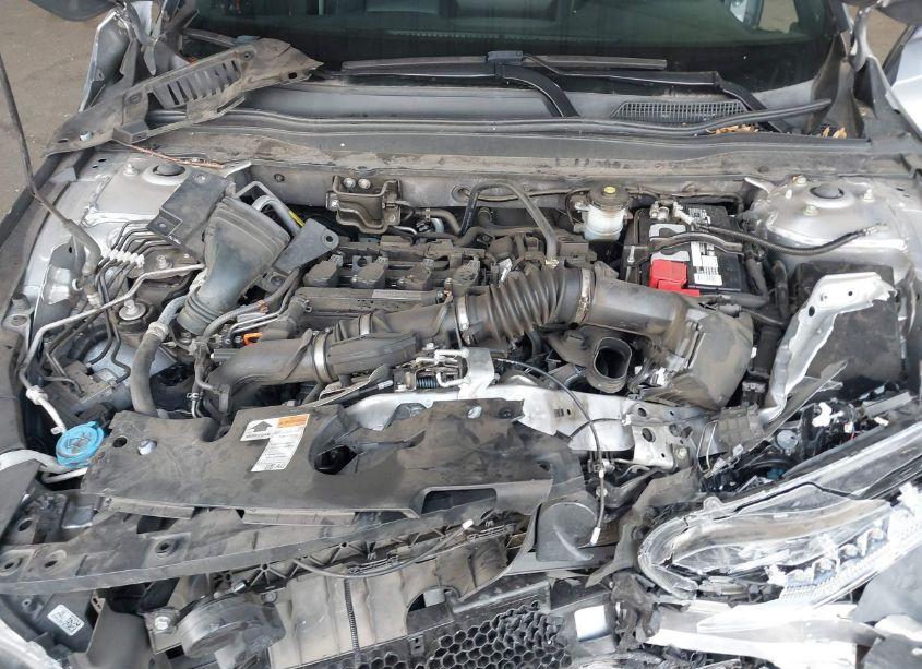 Photo 10 of 2018 Honda Accord SPORT (VIN 1HGCV1F39JA200734)