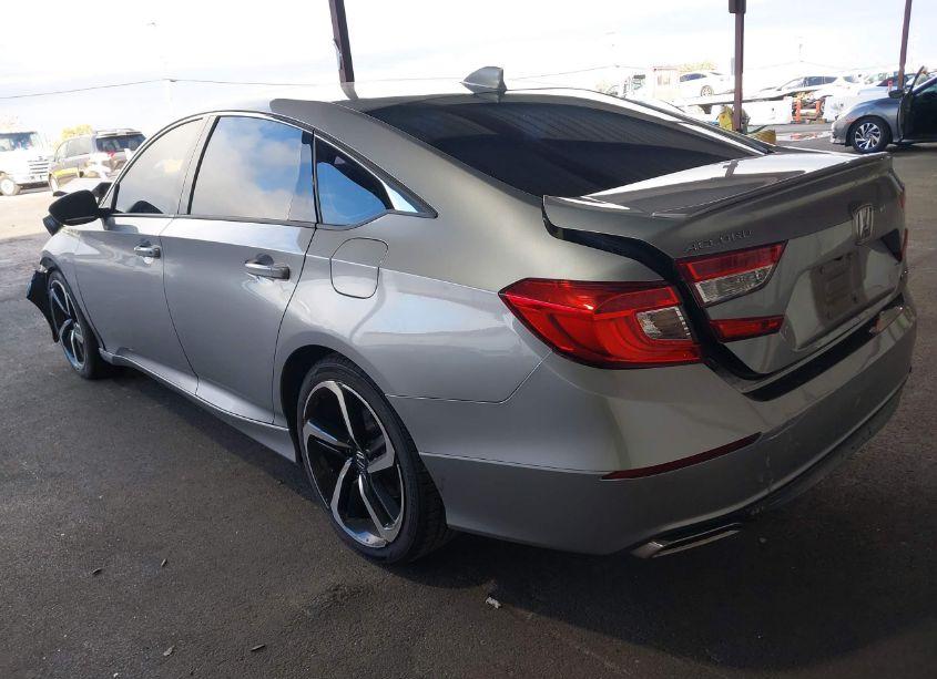 Photo 3 of 2018 Honda Accord SPORT (VIN 1HGCV1F39JA200734)