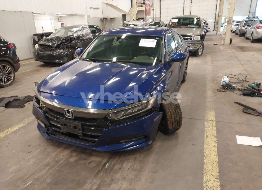 Photo 2 of 2018 Honda Accord SPORT (VIN 1HGCV1F39JA201267)