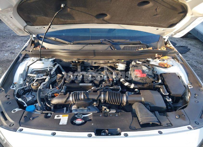 Photo 10 of 2018 Honda Accord SPORT (VIN 1HGCV1F39JA204699)