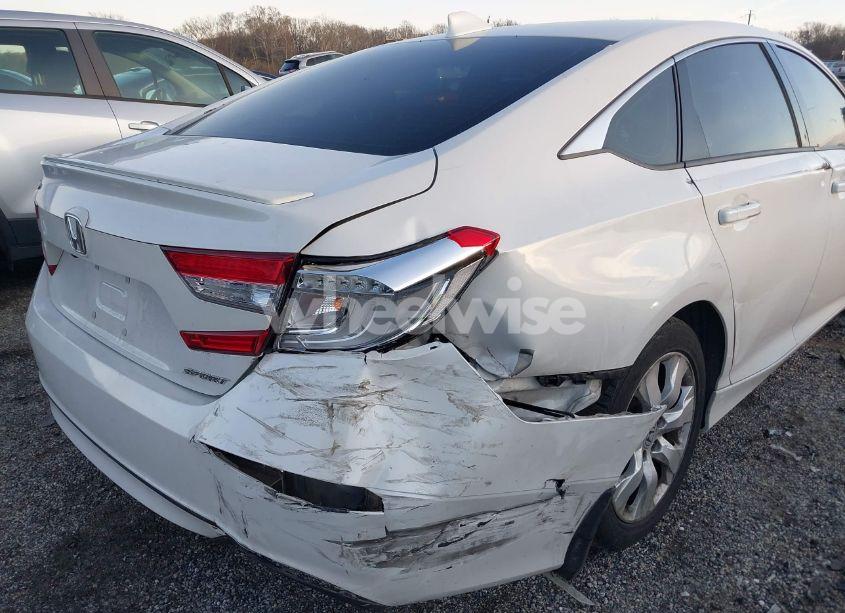 Photo 6 of 2018 Honda Accord SPORT (VIN 1HGCV1F39JA204699)