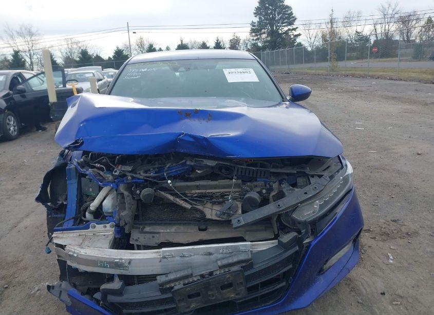 Photo 12 of 2018 Honda Accord SPORT (VIN 1HGCV1F39JA210390)