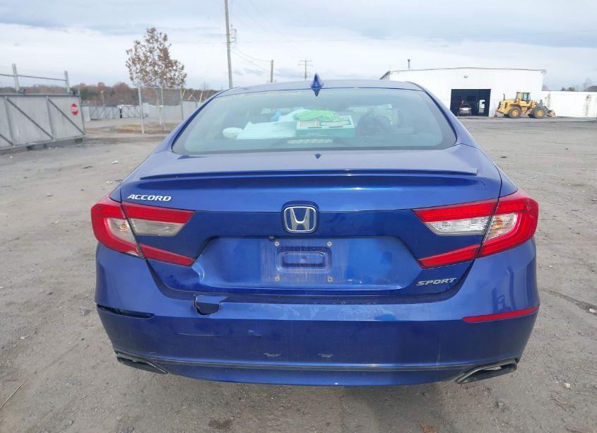 Photo 16 of 2018 Honda Accord SPORT (VIN 1HGCV1F39JA210390)