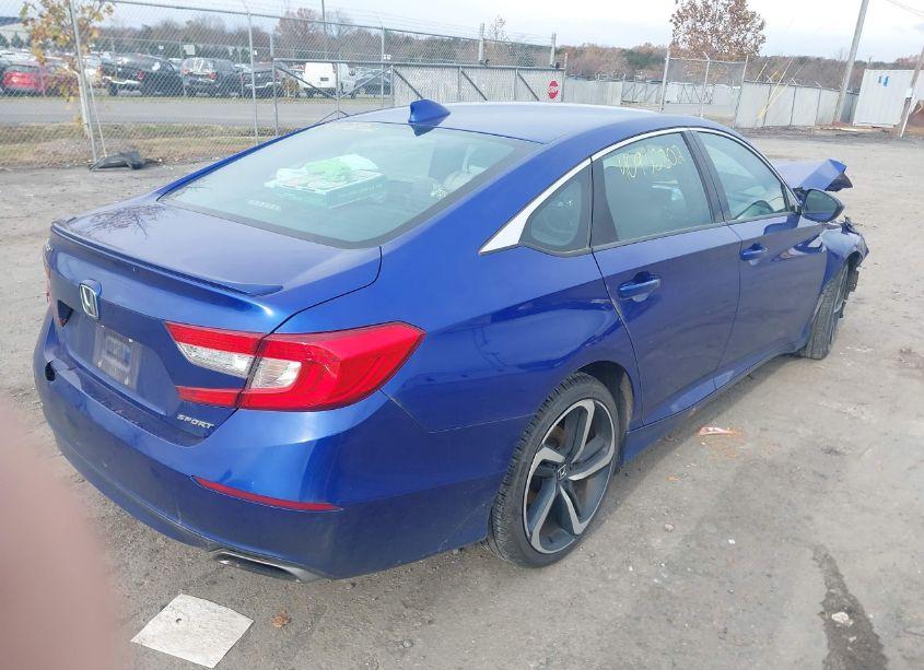 Photo 4 of 2018 Honda Accord SPORT (VIN 1HGCV1F39JA210390)
