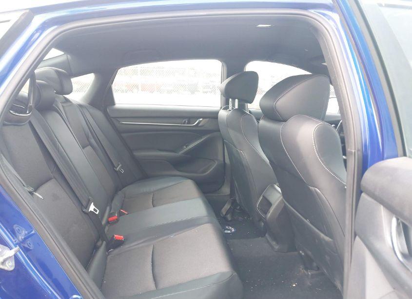 Photo 8 of 2018 Honda Accord SPORT (VIN 1HGCV1F39JA210390)