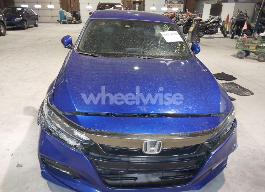 Photo 12 of 2018 Honda Accord SPORT (VIN 1HGCV1F39JA220143)