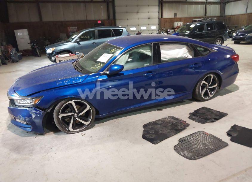 Photo 2 of 2018 Honda Accord SPORT (VIN 1HGCV1F39JA220143)