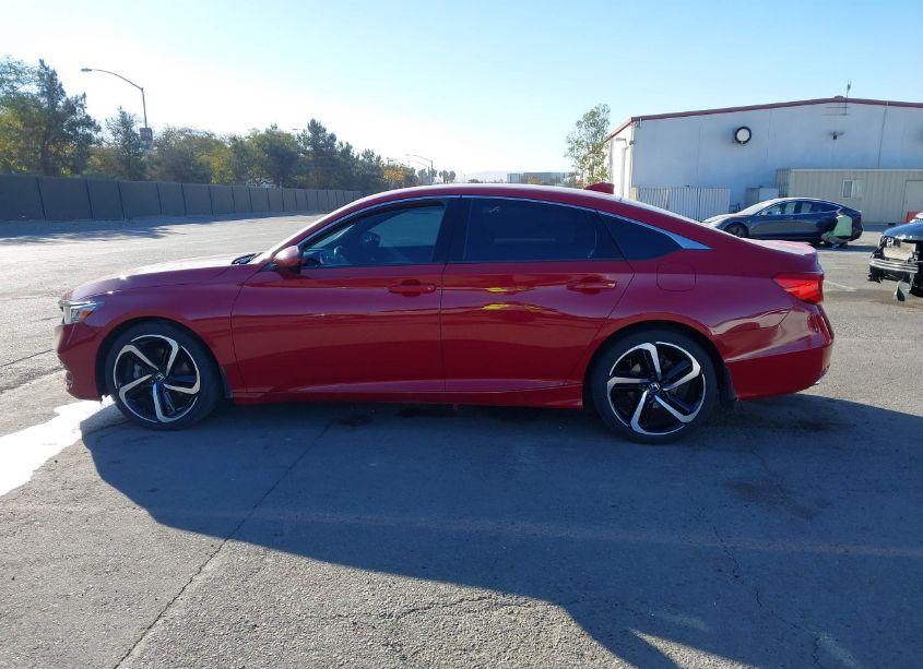 Photo 14 of 2018 Honda Accord SPORT (VIN 1HGCV1F39JA237945)