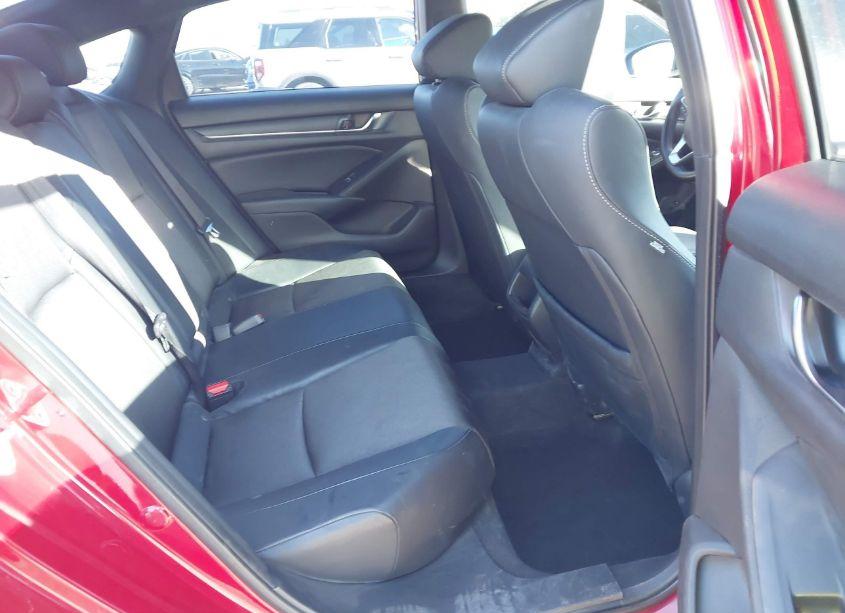 Photo 8 of 2018 Honda Accord SPORT (VIN 1HGCV1F39JA237945)