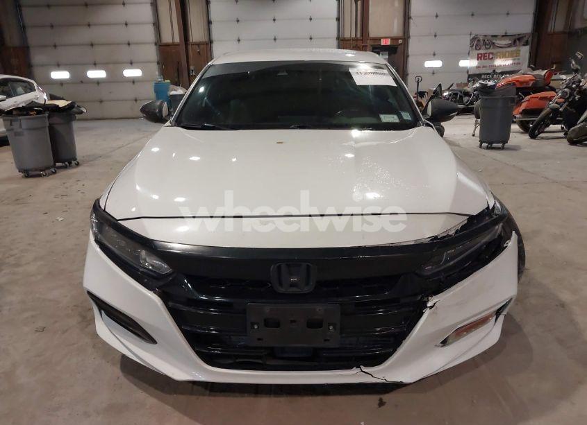 Photo 12 of 2018 Honda Accord SPORT (VIN 1HGCV1F39JA259797)