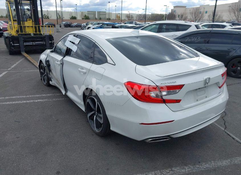 Photo 3 of 2018 Honda Accord SPORT (VIN 1HGCV1F39JA265857)