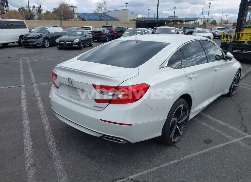 Photo 4 of 2018 Honda Accord SPORT (VIN 1HGCV1F39JA265857)