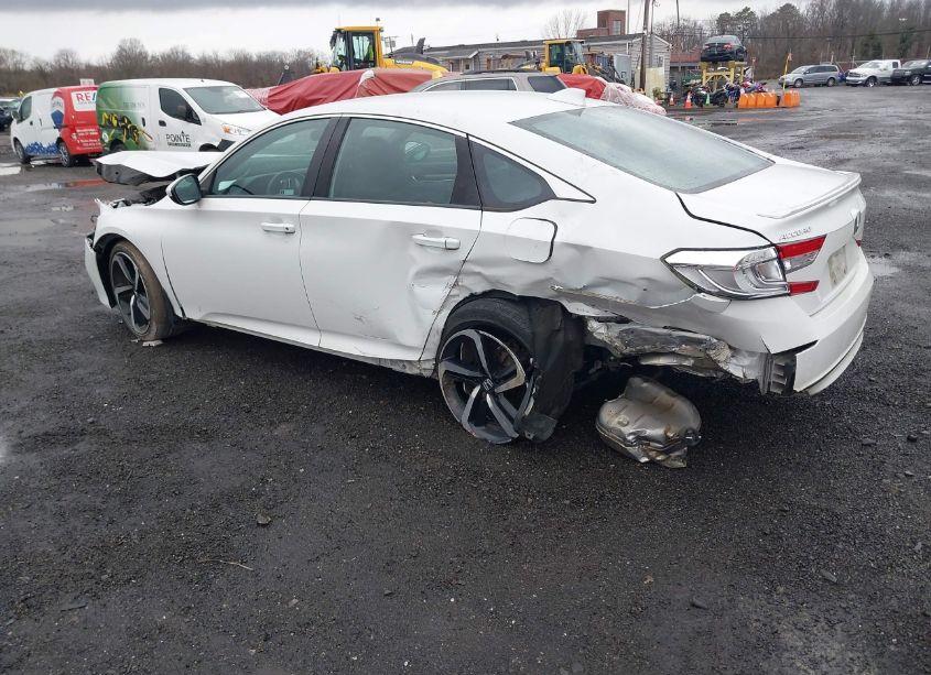 Photo 3 of 2019 Honda Accord SPORT (VIN 1HGCV1F39KA009428)