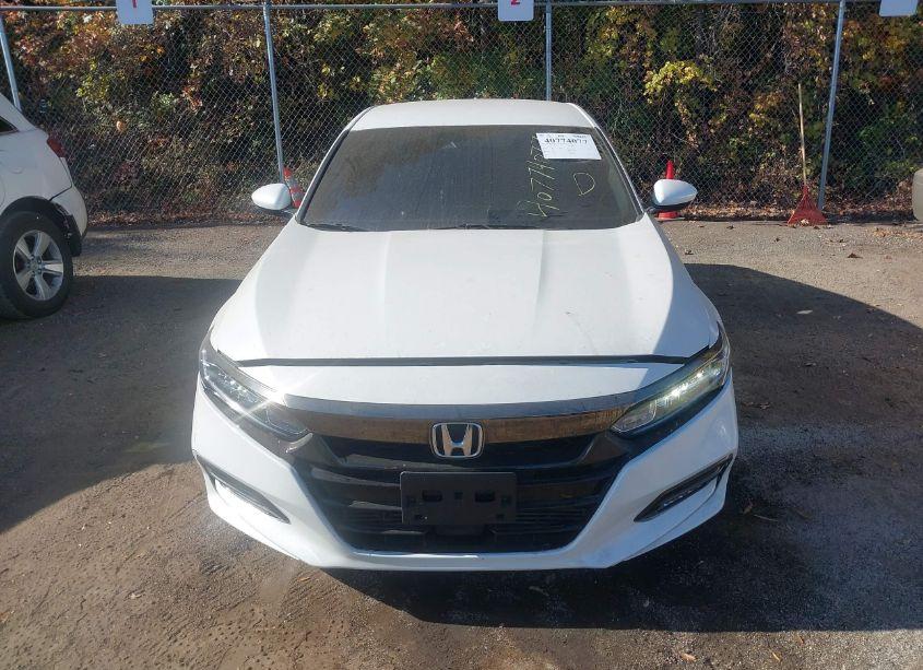 Photo 11 of 2019 Honda Accord SPORT (VIN 1HGCV1F39KA010661)